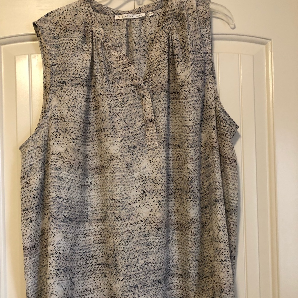 Violet+Claire 3x sleeveless blouse